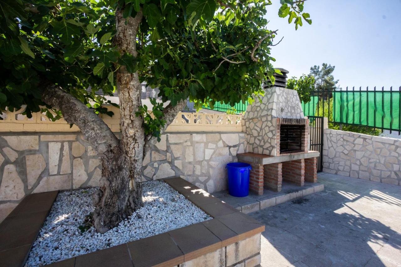 Casa Rural Las Eras Valdelaguna エクステリア 写真